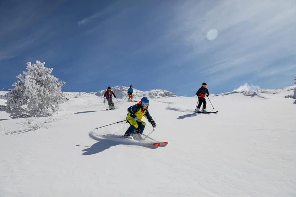 Stations de ski à moins de 2h de Lyon : le guide pour skier sans perdre son temps en 2026