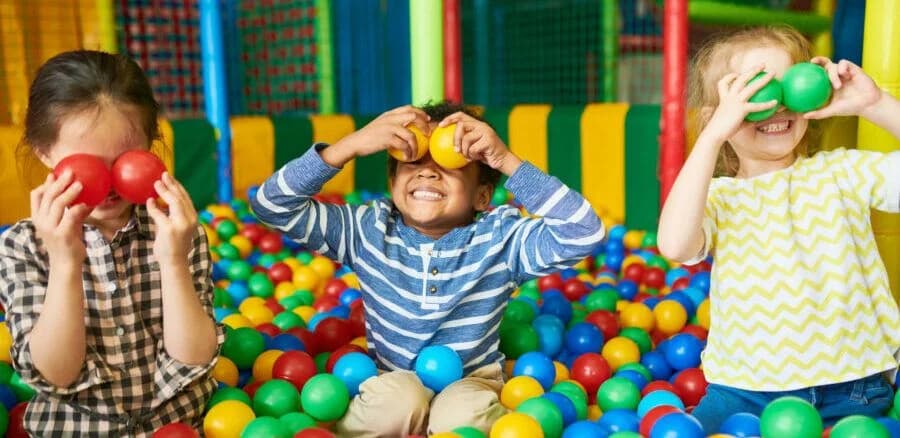 🤯 Activités enfants à Lyon (week-end & vacances) : Le guide complet pour des parents sereins